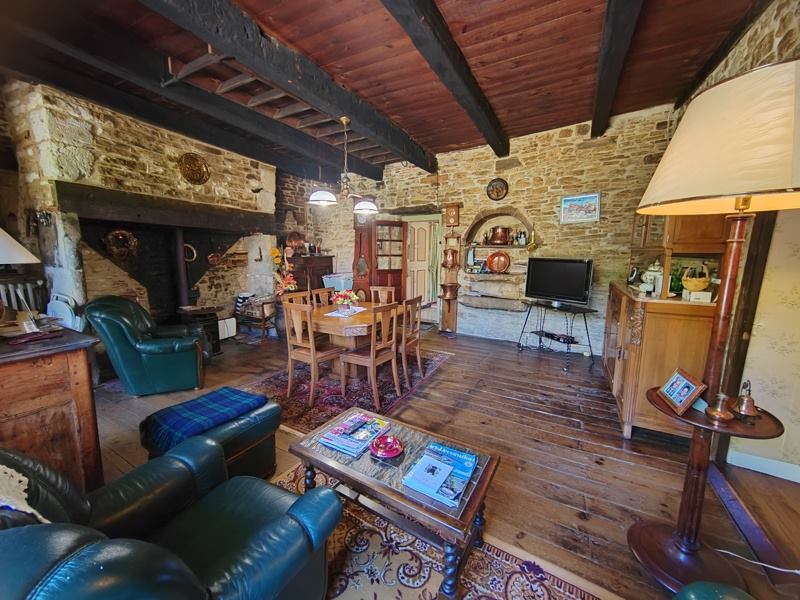 Vente Maison ST GERMAIN DU BEL AIR - 4 pièces -74 m² - (46310)