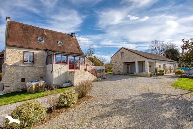 Vente Maison GINOUILLAC - 5 pièces -104 m² - (46300)
