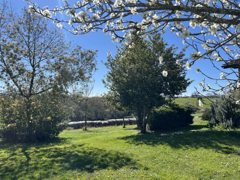Vente Maison POUYLEBON - 4 pièces -115 m² - (32320)