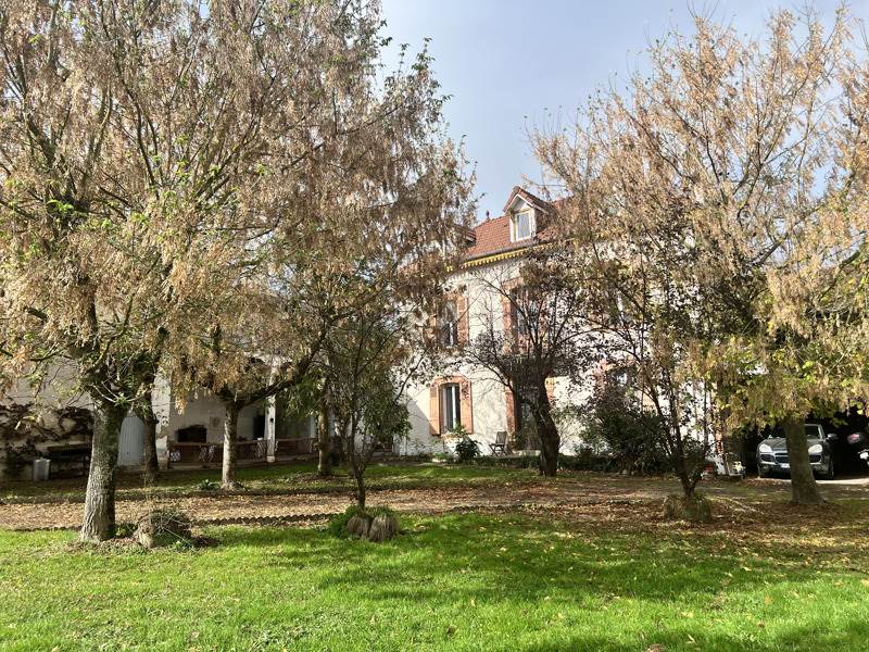 Vente Maison LACASSAGNE - 7 pièces -272 m² - (65140)