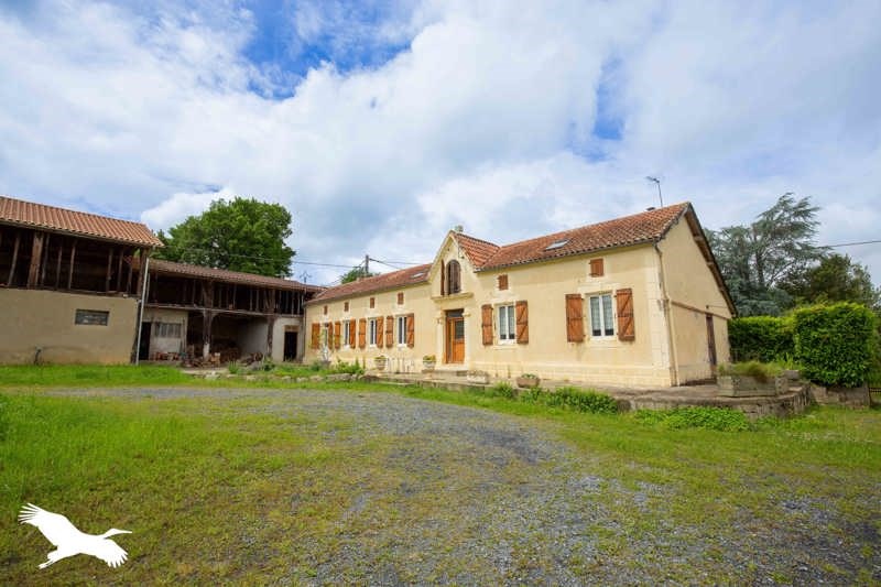 Vente Maison BUZON - 5 pièces -235 m² - (65140)