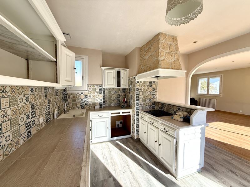Vente Maison USSAC - 8 pièces -110 m² - (19270)
