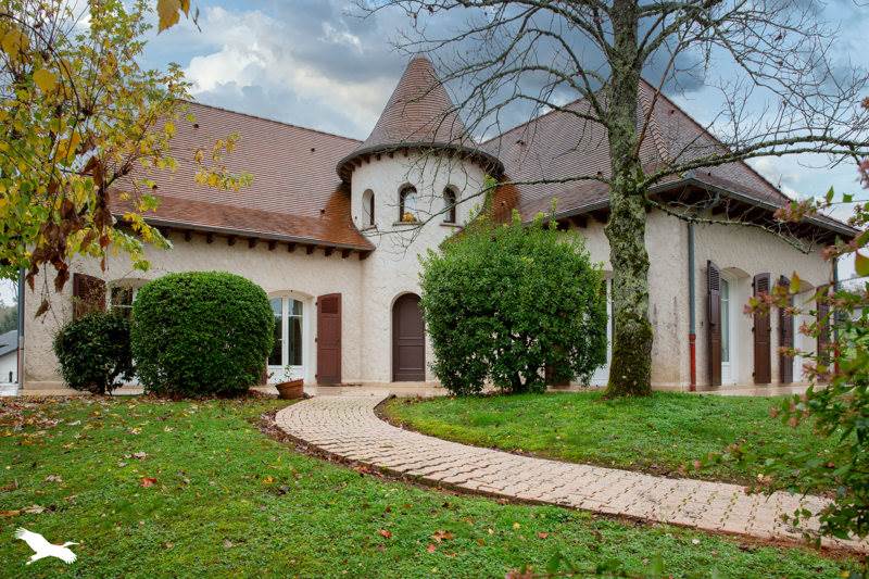 Vente Maison USSAC - 6 pièces -181 m² - (19270)
