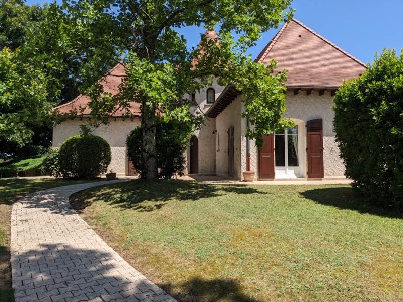 Vente Maison USSAC - 6 pièces -181 m² - (19270)