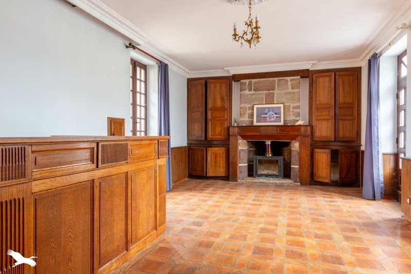 Vente Maison VARETZ - 24 pièces -1 100 m² - (19240)