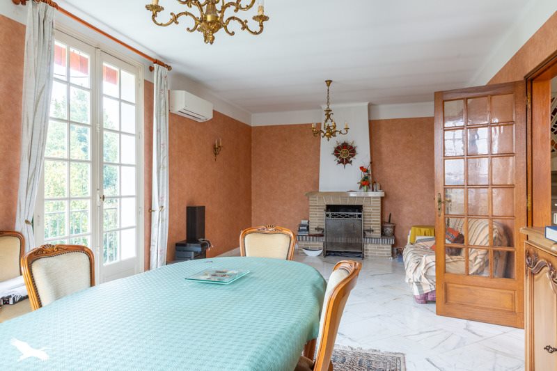 Vente Maison BRIVE LA GAILLARDE - 8 pièces -196 m² - (19100)