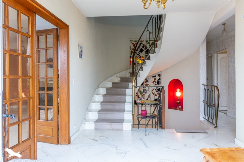 Vente Maison BRIVE LA GAILLARDE - 8 pièces -196 m² - (19100)