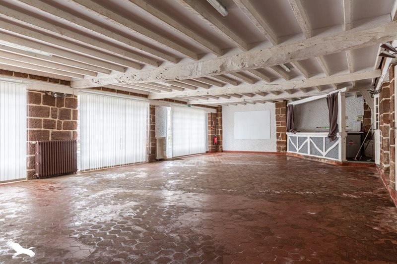 Vente Grange VARETZ - 7 pièces -500 m² - (19240)