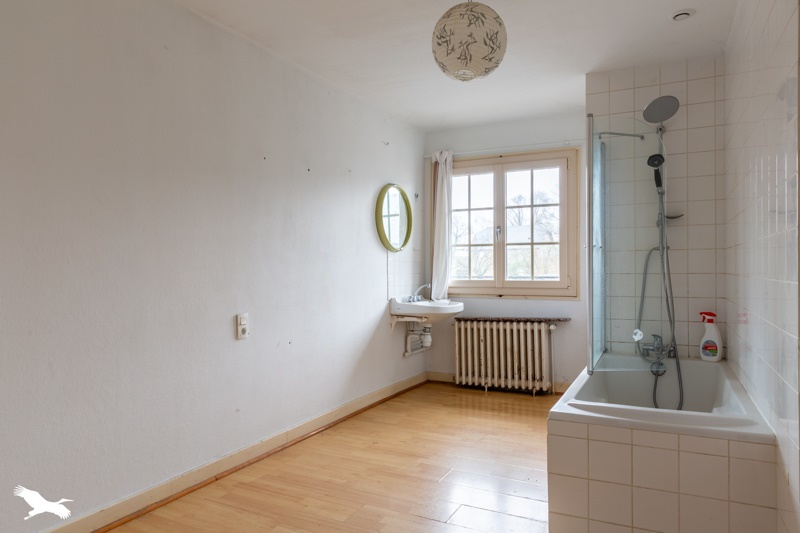 Vente Grange VARETZ - 7 pièces -500 m² - (19240)