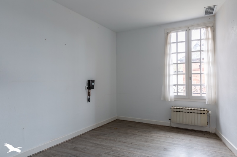 Vente Grange VARETZ - 15 pièces -500 m² - (19240)