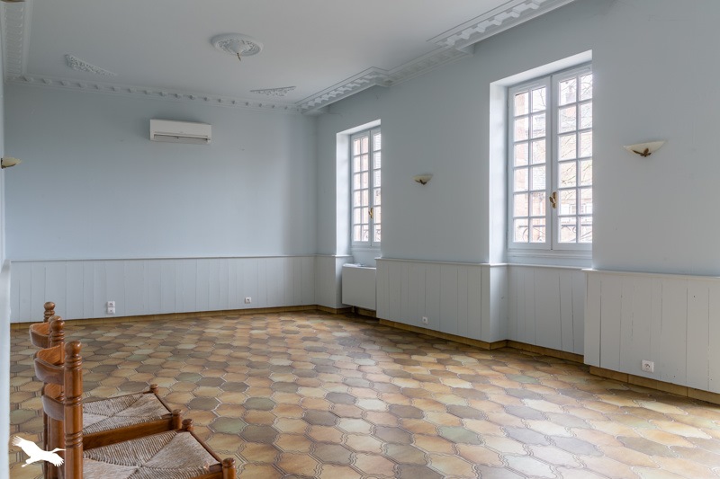 Vente Grange VARETZ - 15 pièces -500 m² - (19240)