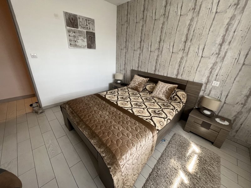 Vente Maison VARETZ - 6 pièces -154 m² - (19240)
