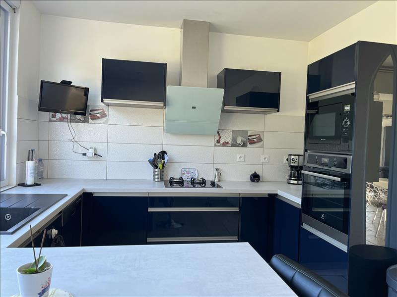 Vente Maison VERTHEUIL - 5 pièces -102 m² - (33180)