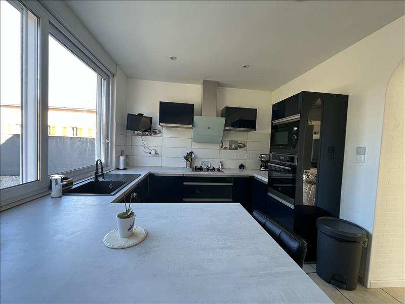 Vente Maison VERTHEUIL - 5 pièces -102 m² - (33180)