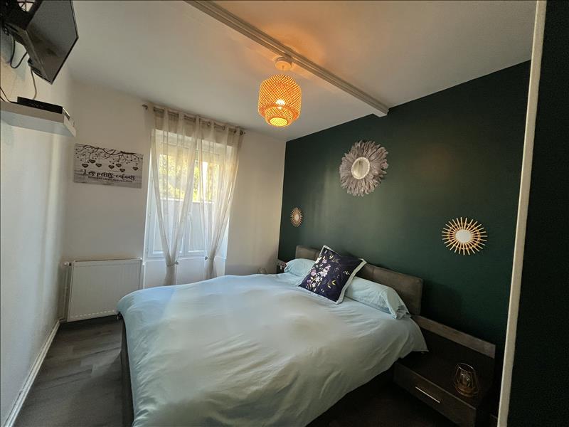 Vente Maison VERTHEUIL - 5 pièces -102 m² - (33180)
