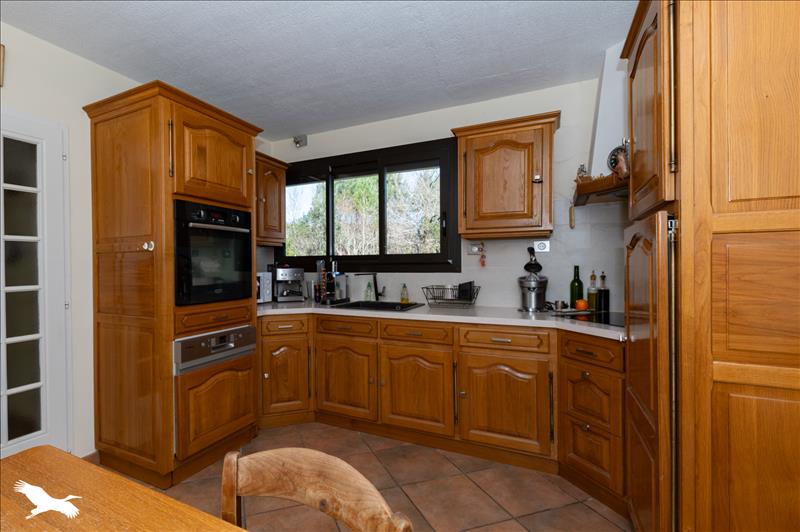Vente Maison ST SAUVEUR - 6 pièces -140 m² - (33250)