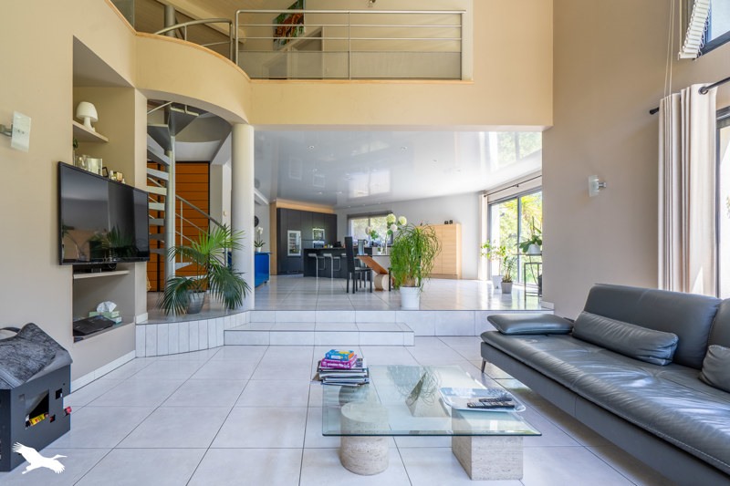 Vente Maison VENDAYS MONTALIVET - 8 pièces -300 m² - (33930)