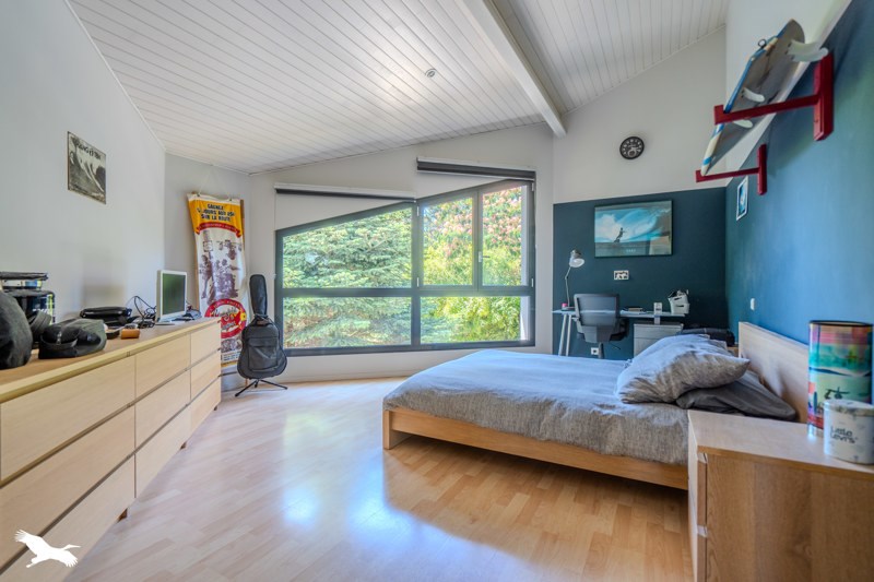Vente Maison VENDAYS MONTALIVET - 8 pièces -300 m² - (33930)