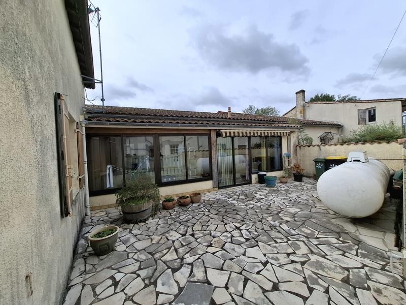Vente Maison ST ESTEPHE - 5 pièces -99 m² - (33180)