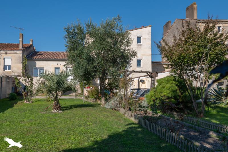 Vente Maison PAUILLAC - 4 pièces -183 m² - (33250)