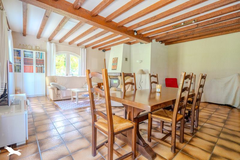 Vente Maison ST SAUVEUR - 5 pièces -124 m² - (33250)
