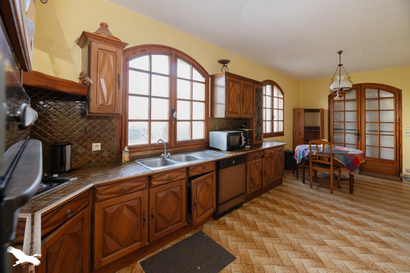 Vente Maison ST SEURIN DE CADOURNE - 5 pièces -175 m² - (33180)