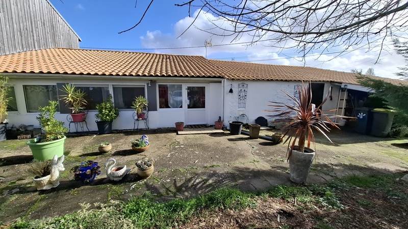 Vente Maison ST SAUVEUR - 3 pièces -71 m² - (33250)