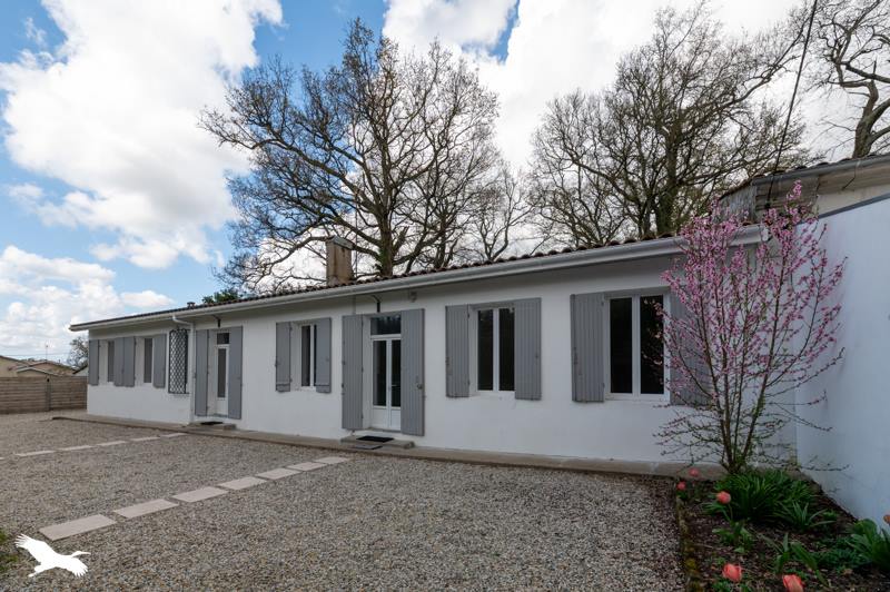Vente Maison ST ESTEPHE - 5 pièces -123 m² - (33180)