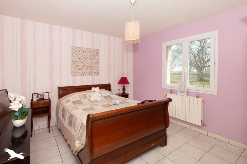 Vente Maison ST ESTEPHE - 5 pièces -107 m² - (33180)