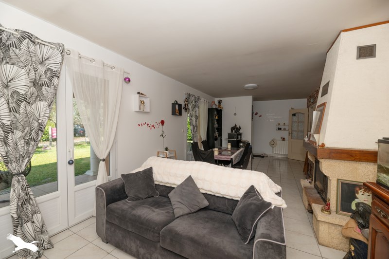 Vente Maison ST ESTEPHE - 5 pièces -107 m² - (33180)