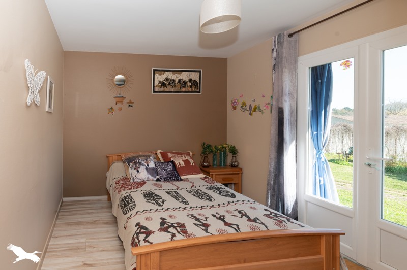 Vente Maison ST SAUVEUR - 5 pièces -136 m² - (33250)