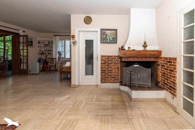 Vente Maison ST SAUVEUR - 5 pièces -100 m² - (33250)