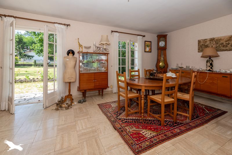 Vente Maison ST SAUVEUR - 5 pièces -100 m² - (33250)