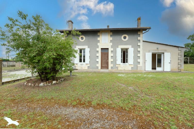 Vente Maison ST SEURIN DE CADOURNE - 6 pièces -150 m² - (33180)
