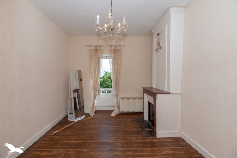 Vente Maison ST ESTEPHE - 5 pièces -125 m² - (33180)