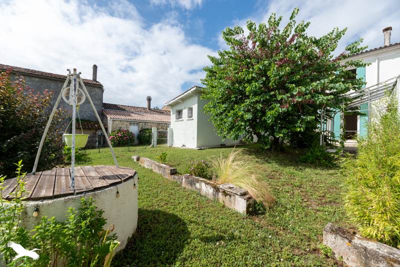 Vente Maison ST ESTEPHE - 5 pièces -125 m² - (33180)