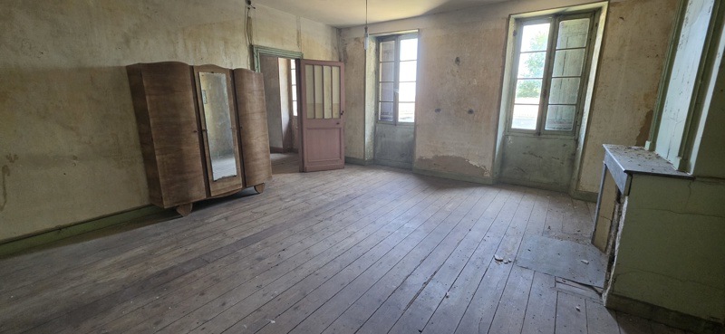 Vente Maison ST ESTEPHE - 5 pièces -140 m² - (33180)