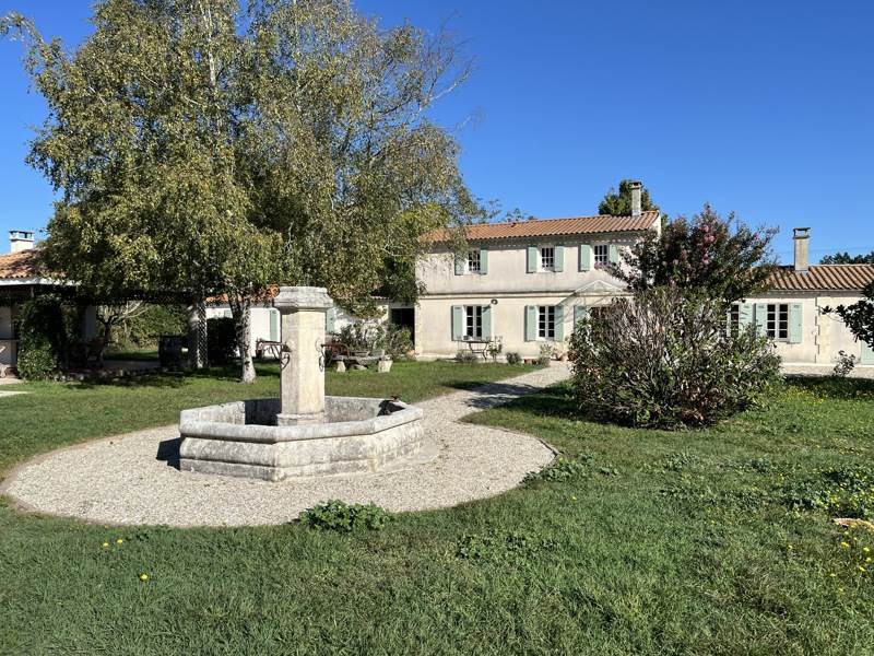 Vente Maison CISSAC MEDOC 33250 9 pièces - 253 m²