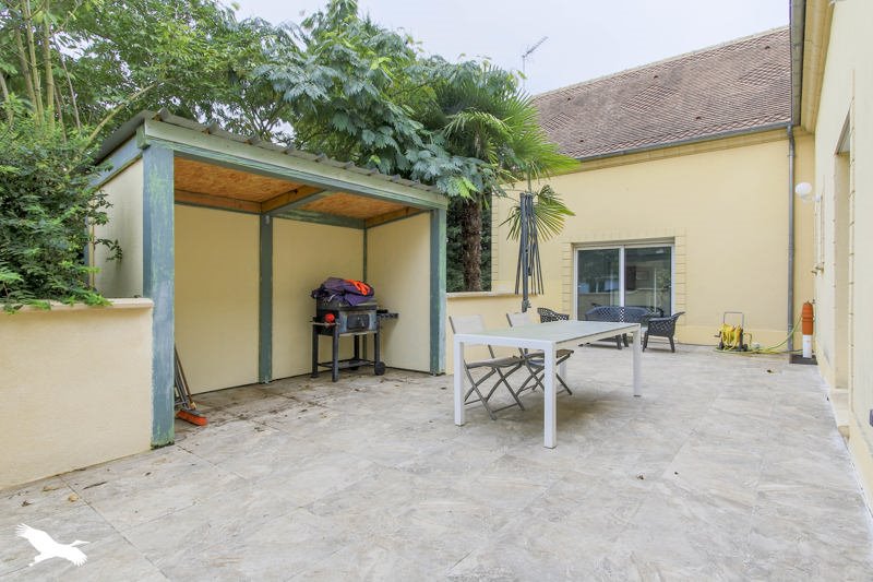Vente Maison FAVRIEUX - 7 pièces -278 m² - (78200)