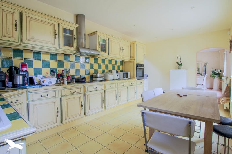 Vente Maison FAVRIEUX - 7 pièces -278 m² - (78200)