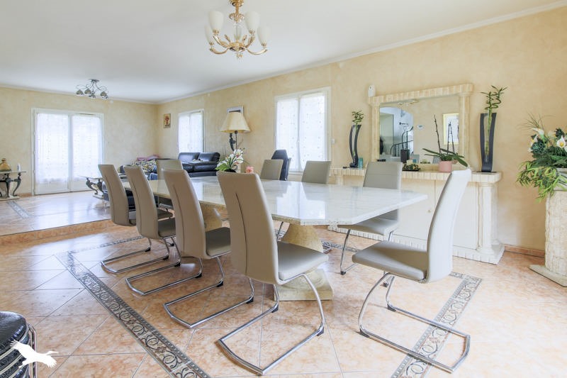 Vente Maison FAVRIEUX - 7 pièces -278 m² - (78200)