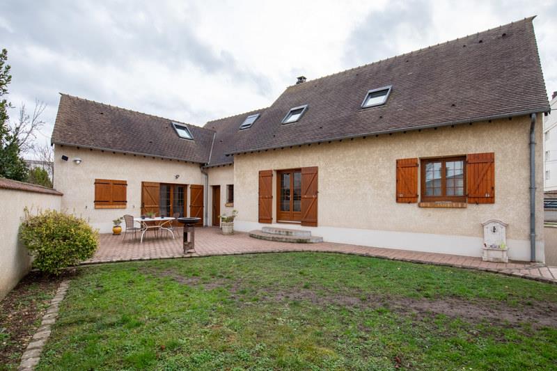 Vente Maison MANTES LA VILLE - 7 pièces -171 m² - (78711)