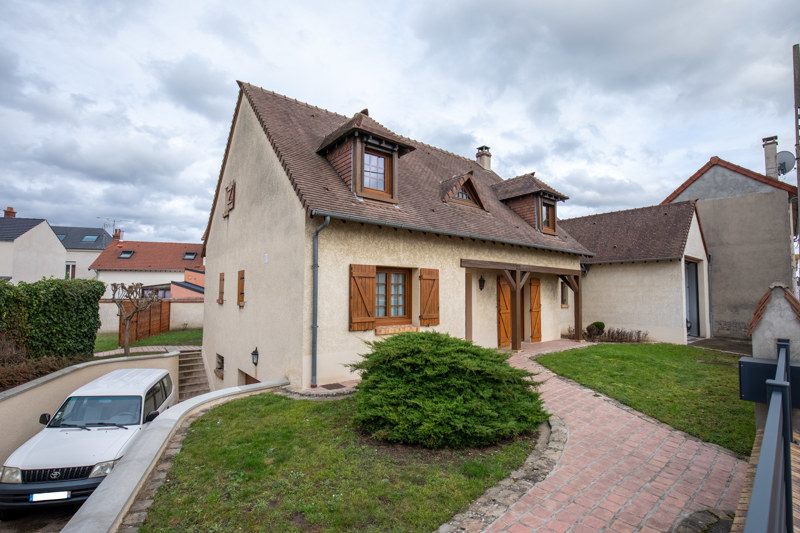 Vente Maison MANTES LA VILLE - 7 pièces -171 m² - (78711)