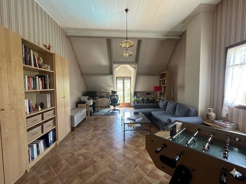 Vente Maison PERDREAUVILLE - 9 pièces -237 m² - (78200)
