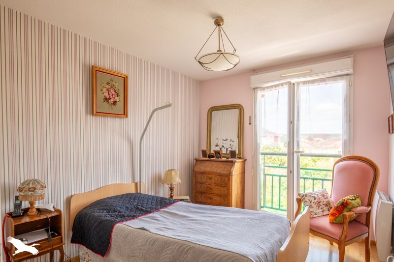 Vente Appartement MANTES LA VILLE - 4 pièces -64 m² - (78711)
