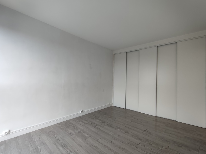 Vente Appartement MANTES LA VILLE - 4 pièces -74 m² - (78711)