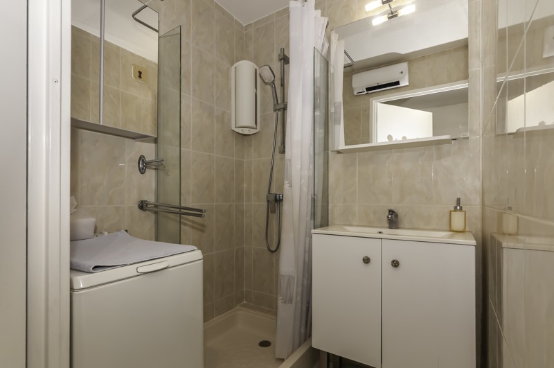 Vente Appartement FRONTIGNAN - 2 pièces -28 m² - (34110)