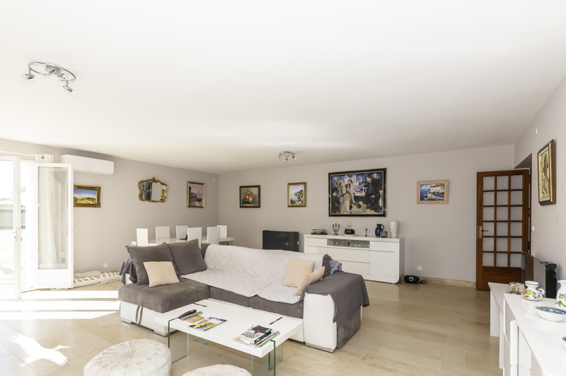 Vente Maison FRONTIGNAN - 6 pièces -157 m² - (34110)