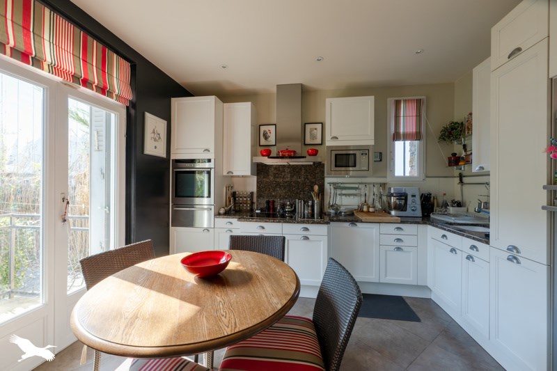 Vente Maison ERMONT - 7 pièces -170 m² - (95120)