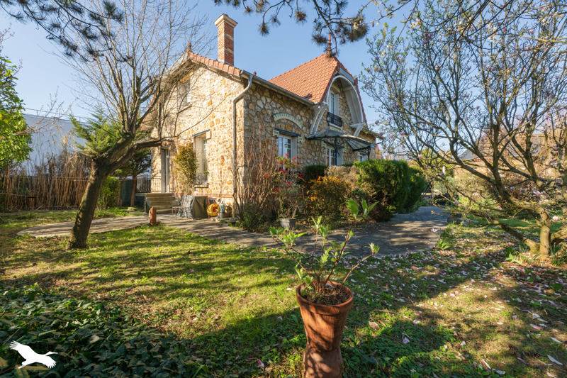 Vente Maison ERMONT - 7 pièces -170 m² - (95120)